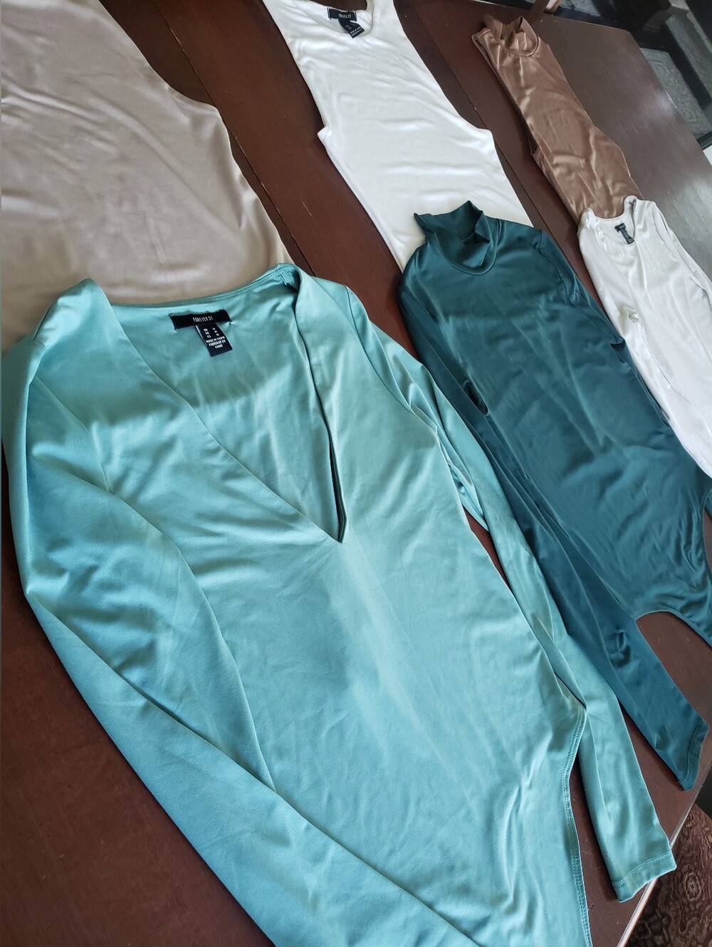 Bodysuit Lot of 6- Long Sleeve & Sleeveless Size M | $30 For All